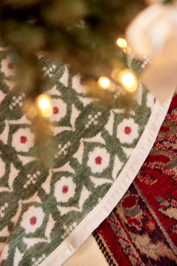 Frances Floral Christmas Tree Skirt4