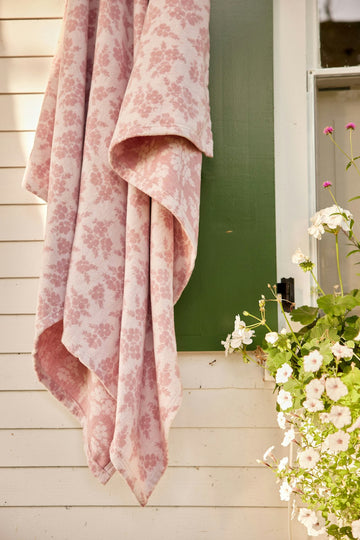 The Lightweight Blanket5