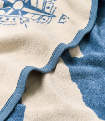 Great Lakes Map Blanket5