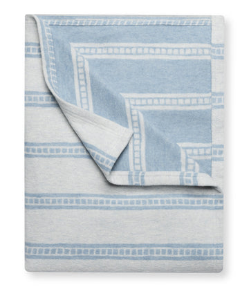 The Lightweight Blanket