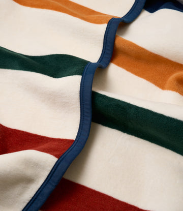 Vintage Center Stripes Blanket3
