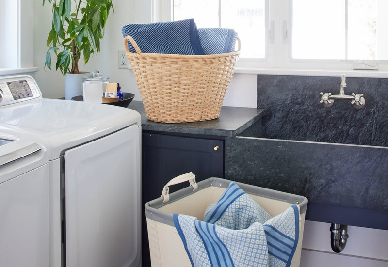 Are There Luxury Blankets That Are Machine Washable?