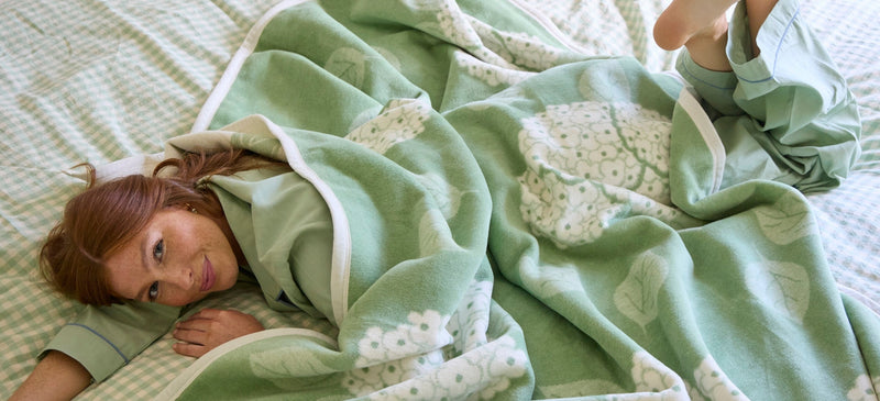Cotton vs. Polyester Blankets: Why Material Quality Matters More Than You Think