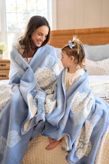 Hydrangeas Bluebell Midi Blanket4