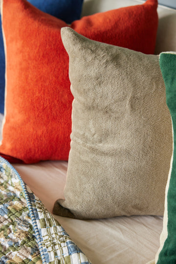 Contrast Solid Throw Pillow Covers
