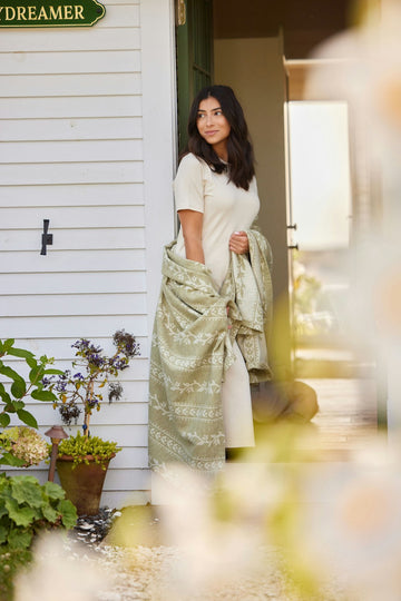 The Lightweight Blanket5