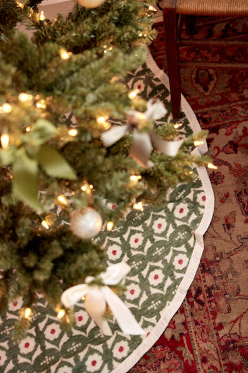 Frances Floral Christmas Tree Skirt3