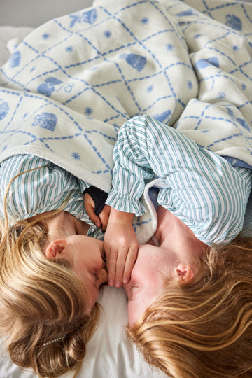 Holiday Favorites Midi Blanket5