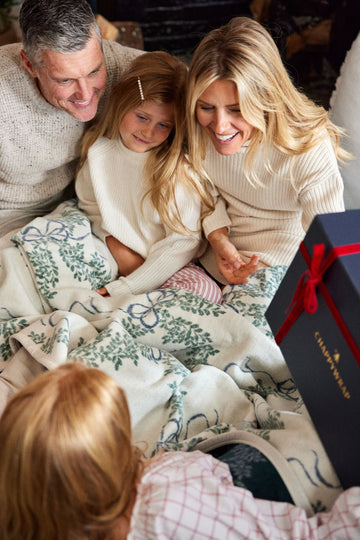 Boxwood Wreaths Blanket4