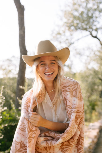 Georgia Floral Midi Blanket4