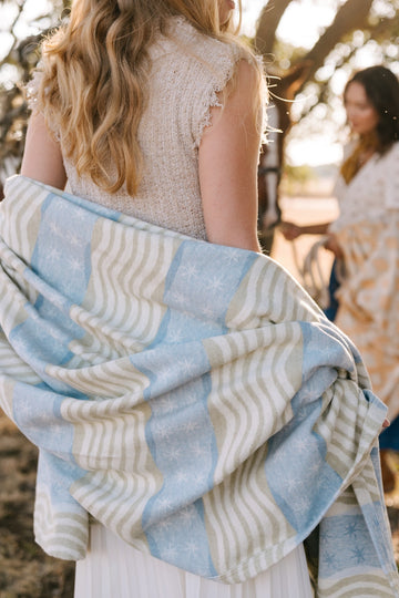 Dorothy Stripe Lightweight Blanket6