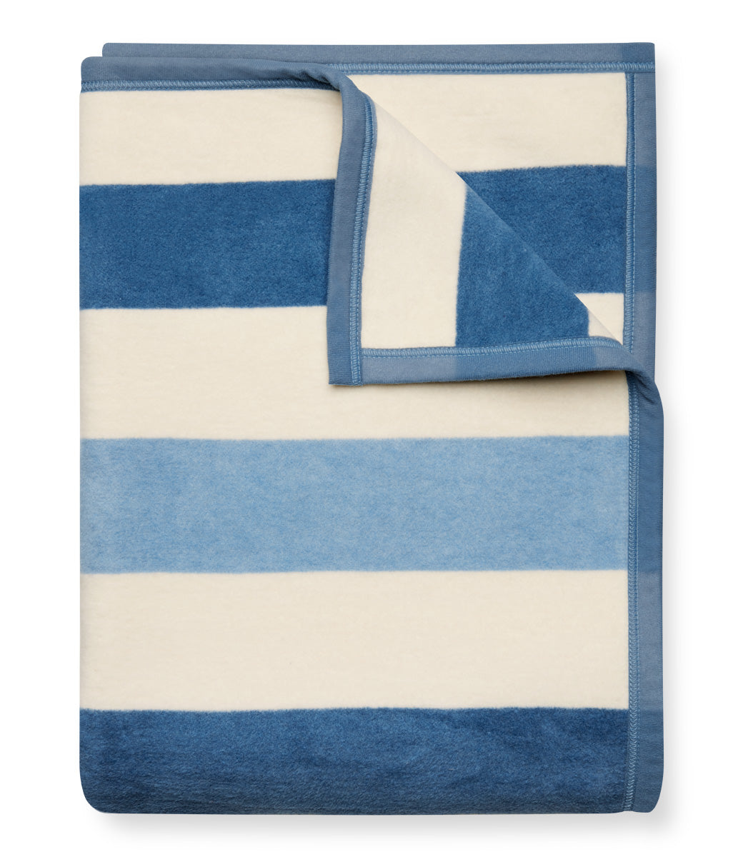 Brant Point Blues ChappyWrap Blanket