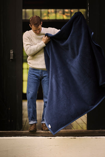 Harborview Herringbone Deep Sea Blanket3