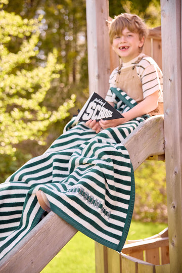 Sideline Stripe Evergreen Midi Blanket4