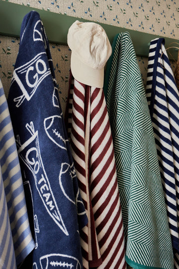 Varsity Midi Blanket7