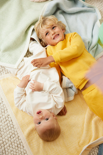 Harborview Herringbone Butter Yellow Mini Blanket5