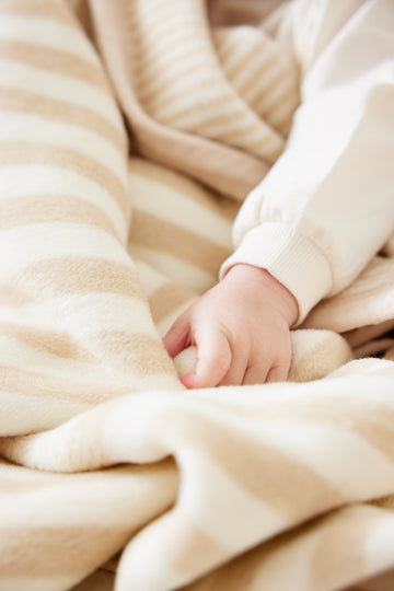 Sweet Pea Stripe Oak Mini Blanket4