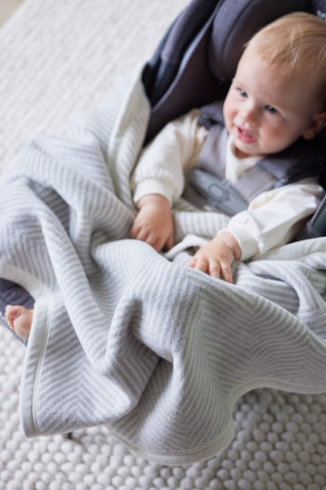 Harborview Herringbone Light Grey Blanket4