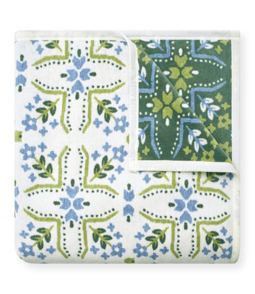 Farmhouse Flowers Family-Size Blanket