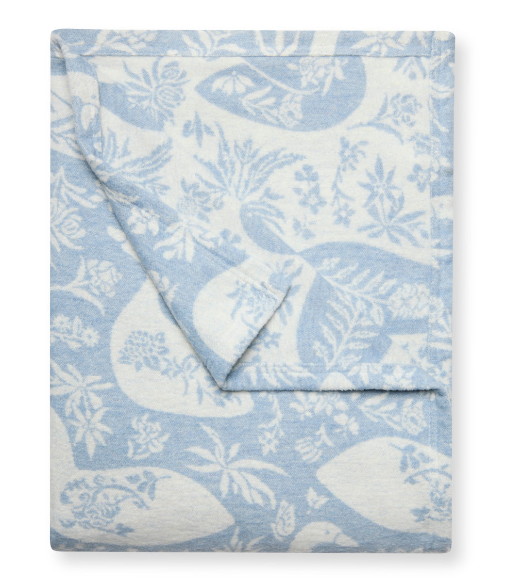 ChappyWrap Garden Geese Blanket