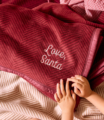 Harborview Herringbone Cranberry Blanket7