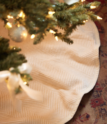 Harborview Herringbone Cream Christmas Tree Skirt1