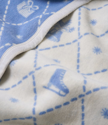 Holiday Favorites Midi Blanket4