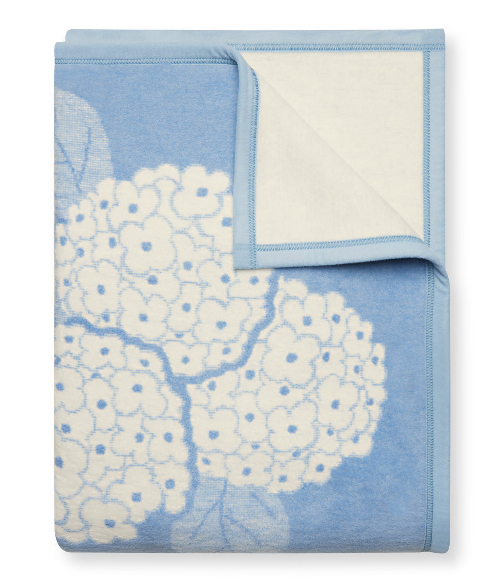 Hydrangeas Bluebell Oversized & Throw Blanket | ChappyWrap