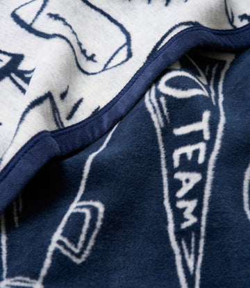 Varsity Midi Blanket4