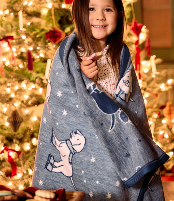 Winter Puppies Midi Blanket2