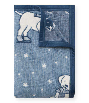 Winter Puppies Midi Blanket5