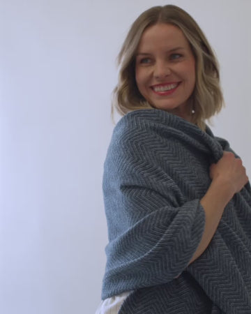 Bayside Herringbone Midnight Navy Shawl8